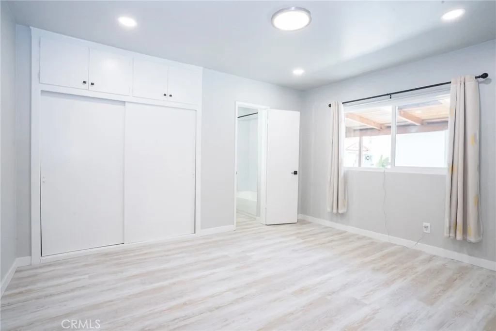 Photo of 6152 Oak