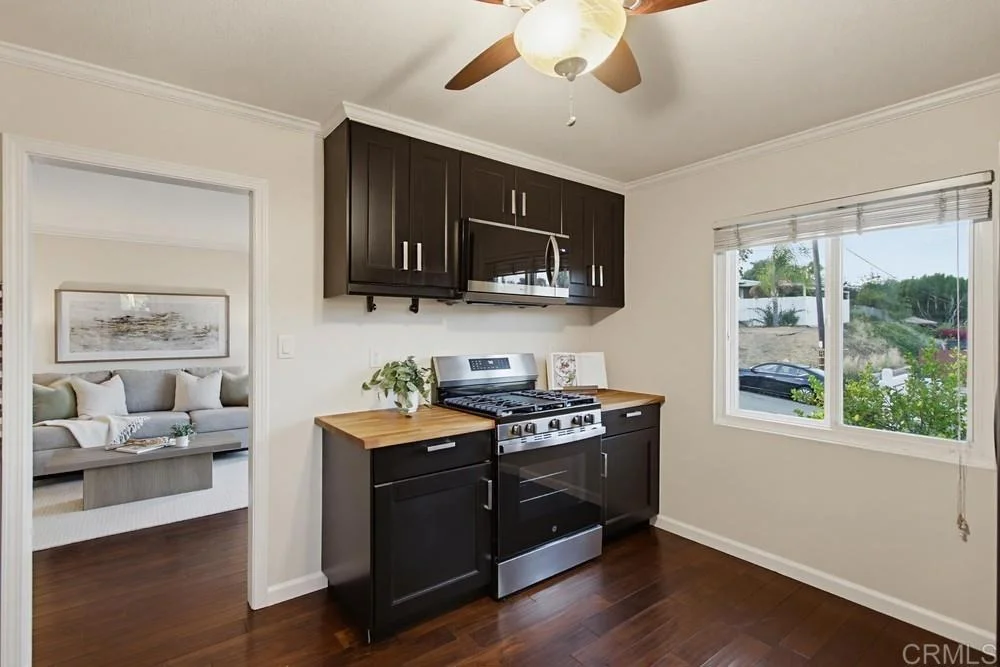 Photo of 9279 Manor Drive