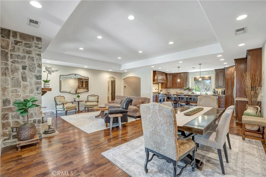 Photo of 10305 Newcomb