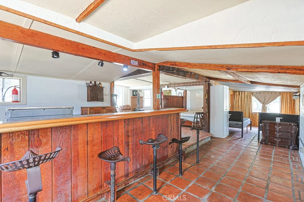 Photo of 38181 Valley Oak