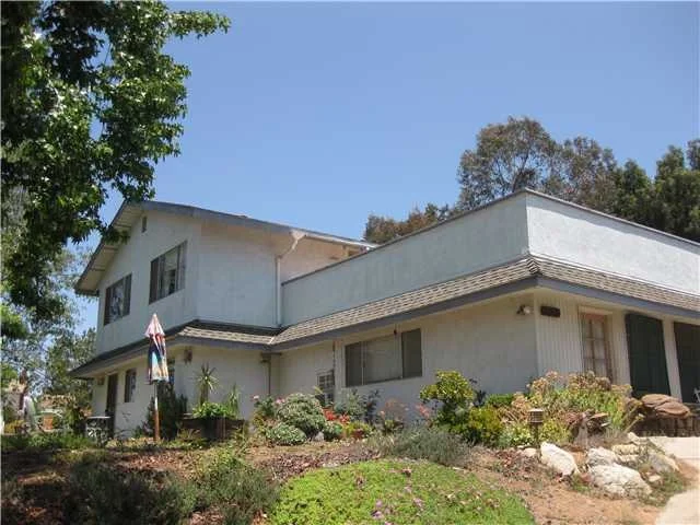 Photo of 308 E Clemmens Lane