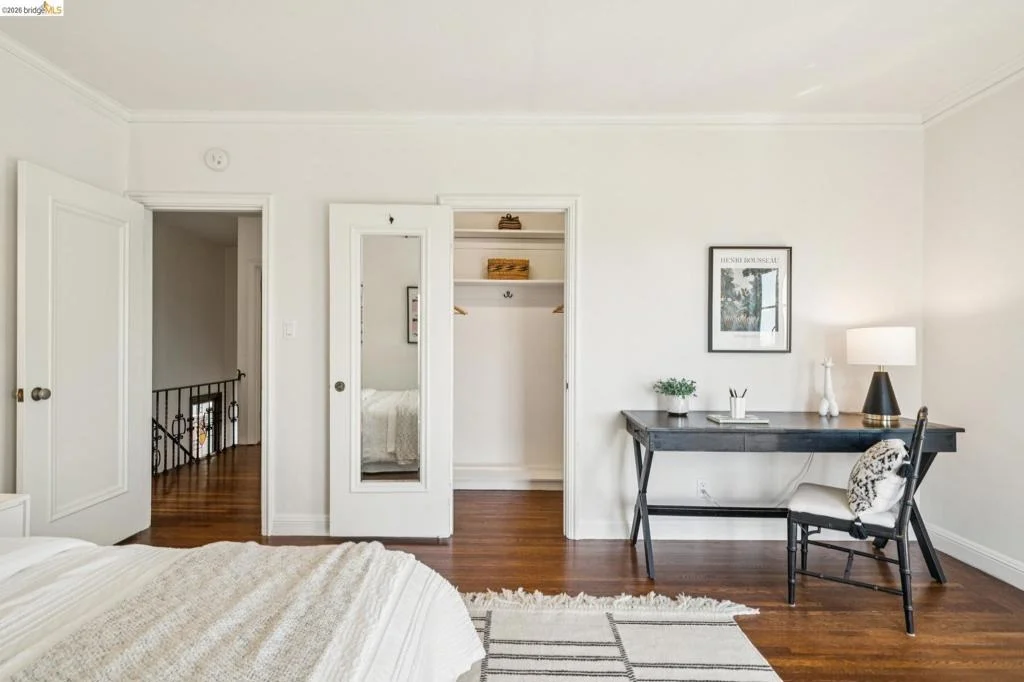 Photo of 6080 Ocean View Drive