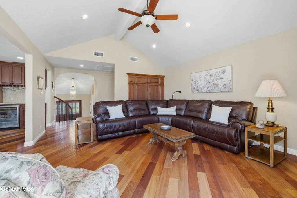 Photo of 554 Lone Oak Drive