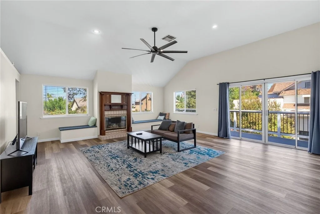Photo of 2732 Mary Street