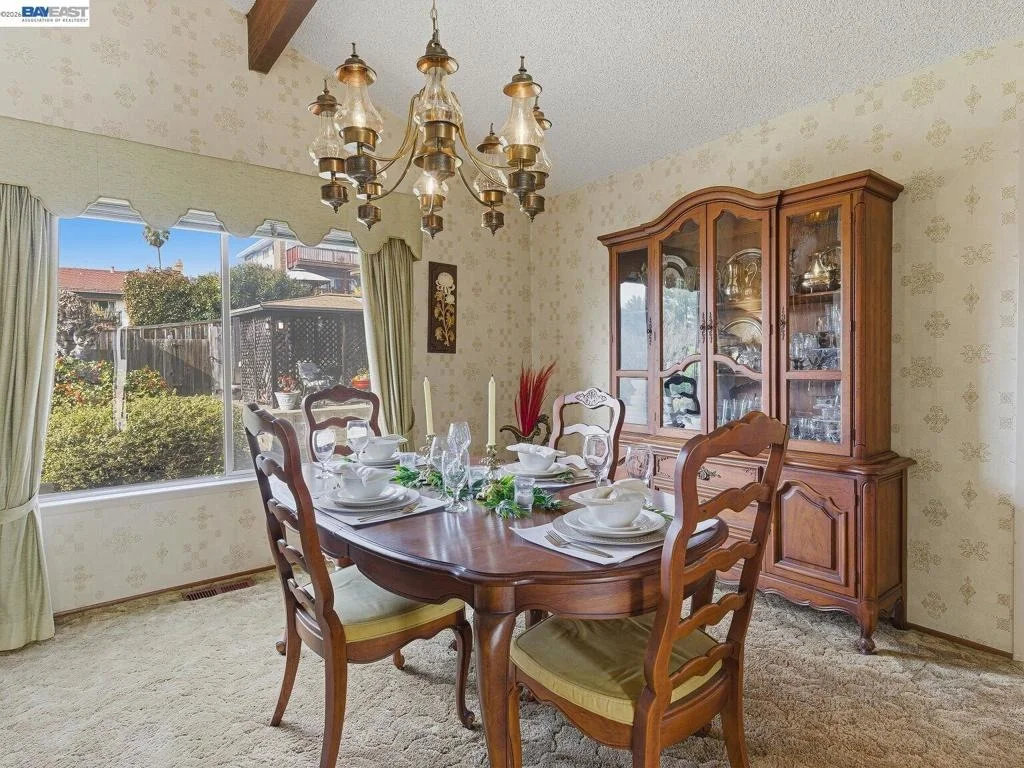 Photo of 836 Hawthorne Dr