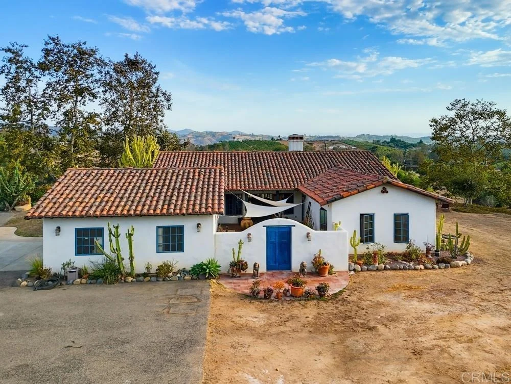 Photo of 6944 West Lilac