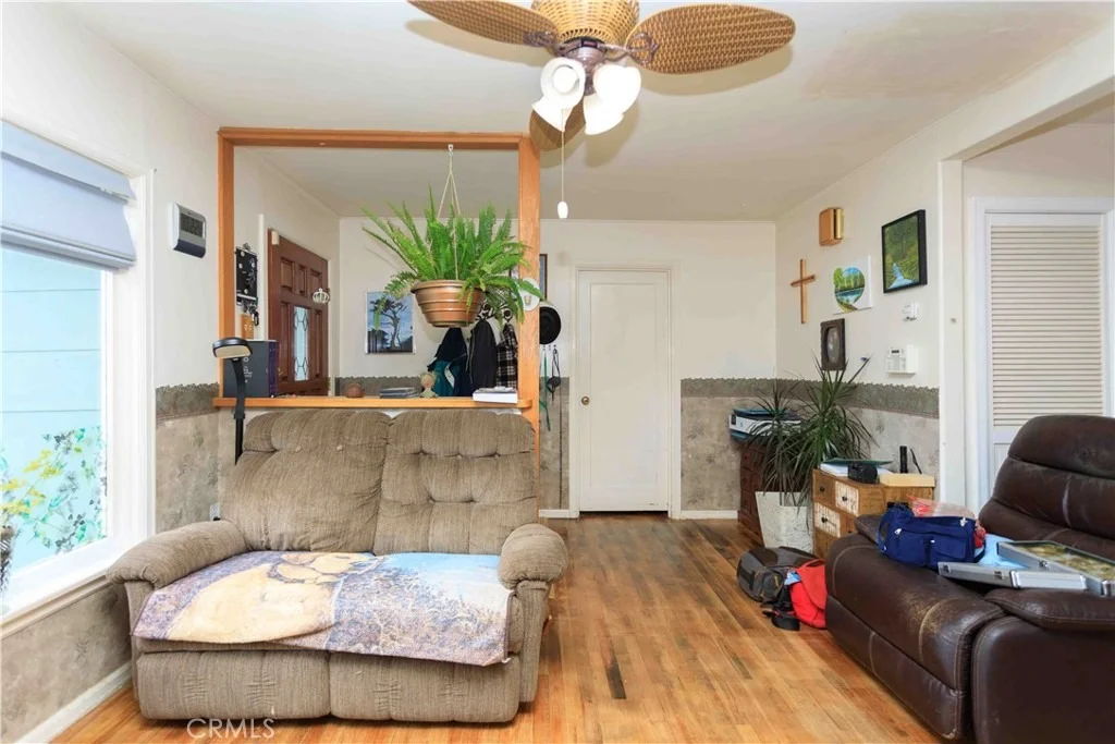 Photo of 1665 Nedra