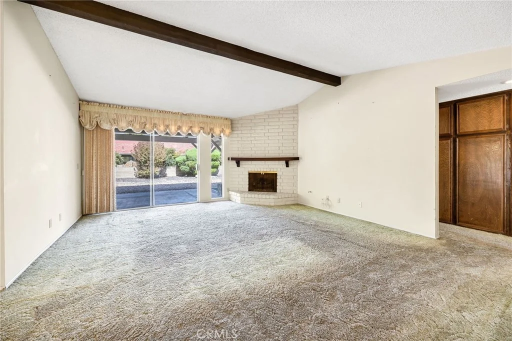 Photo of 2080 Silver Oak