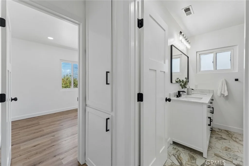 Photo of 4818 Crestview