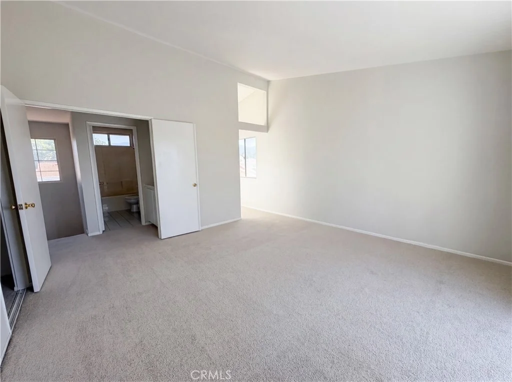Photo of 2565 W Fairview Drive