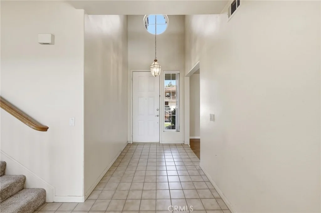 Photo of 38264 Hillcrest Drive