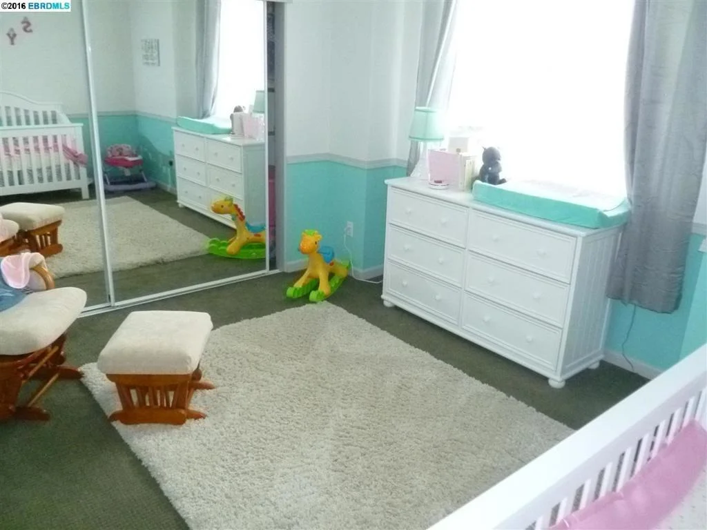 Photo of 1255 HALLMARK WAY