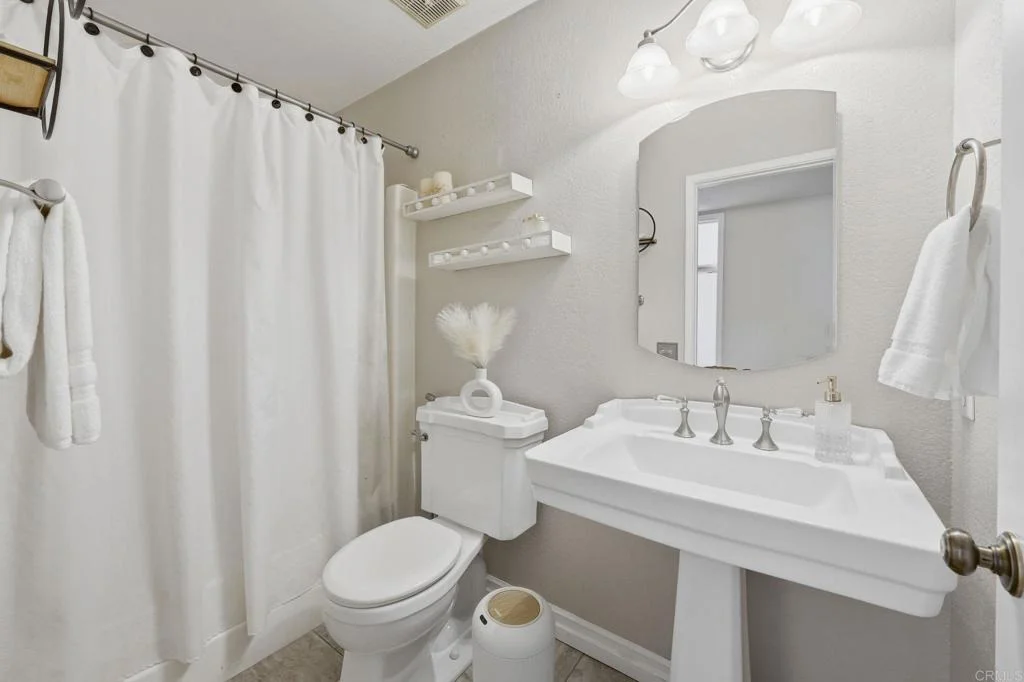 Photo of 2553 Granada Circle