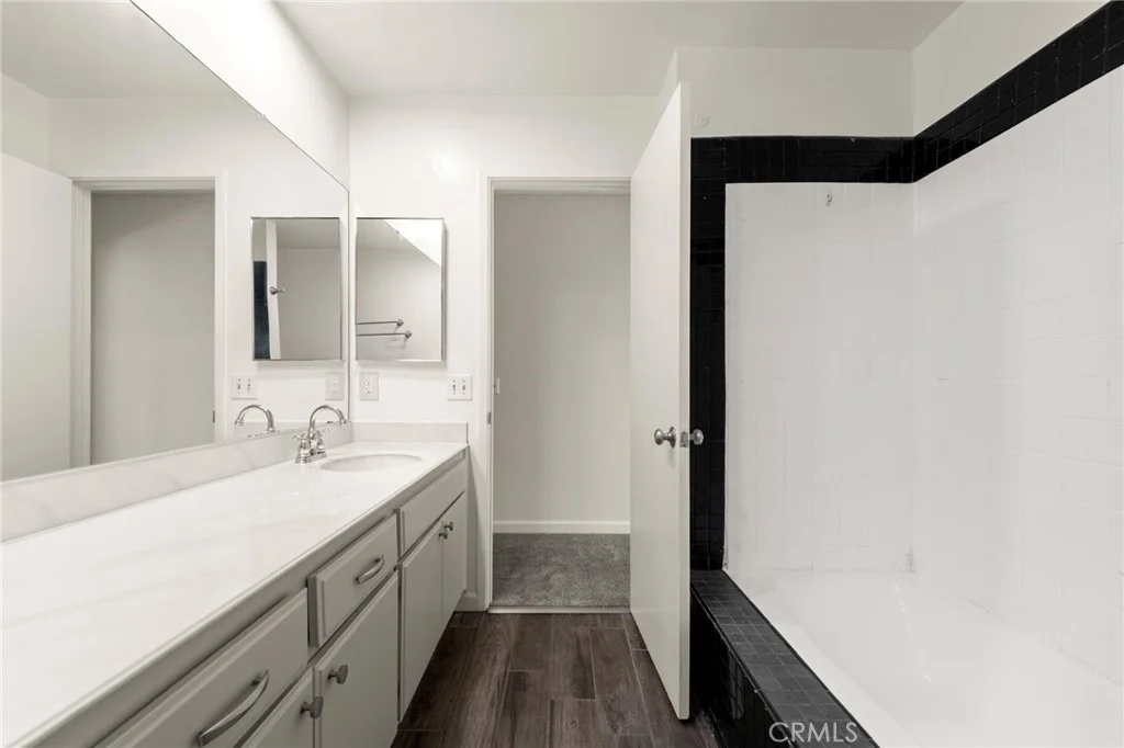 Photo of 1416 Paseo Gracia