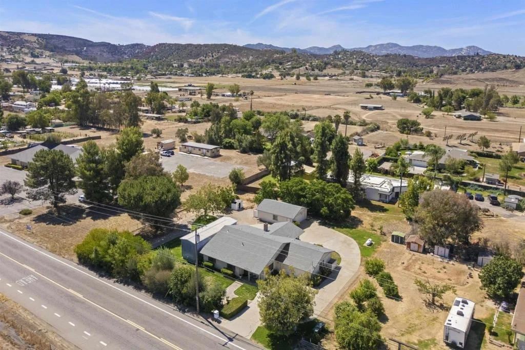 Photo of 842 Hanson Ln