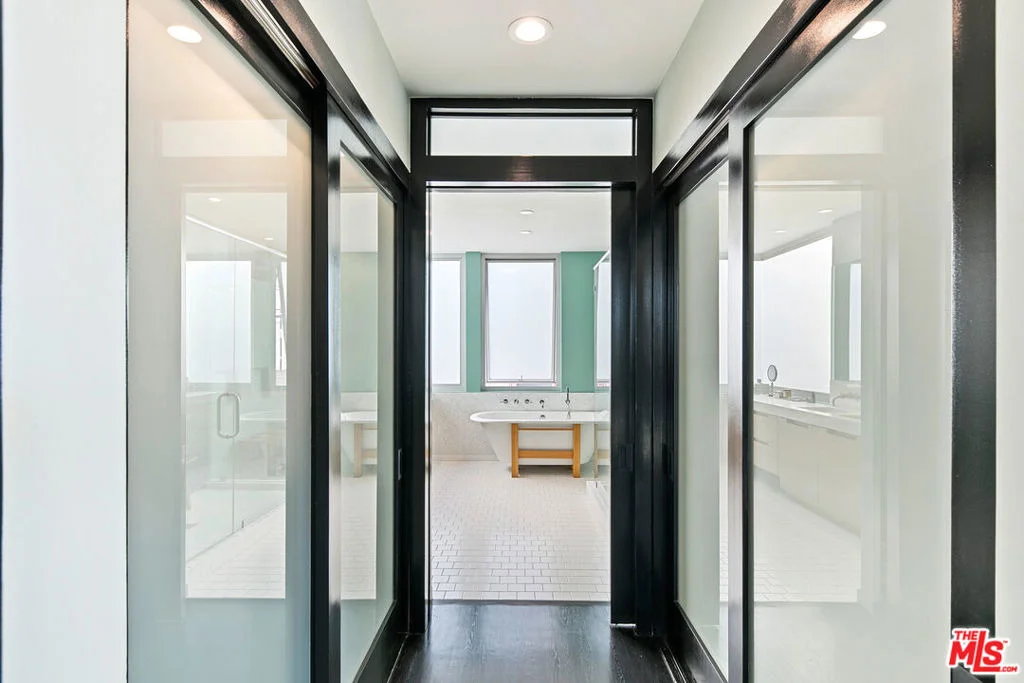 Photo of 1430 Abbot Kinney Boulevard