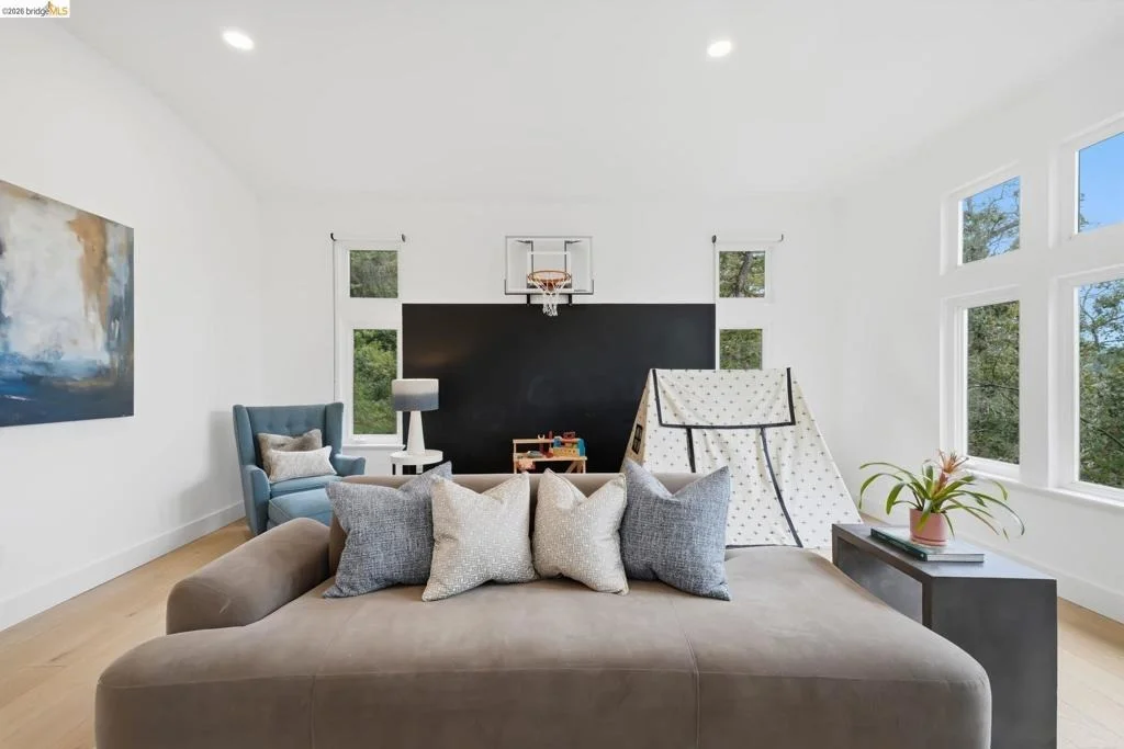 Photo of 857 A Mountain View Drive