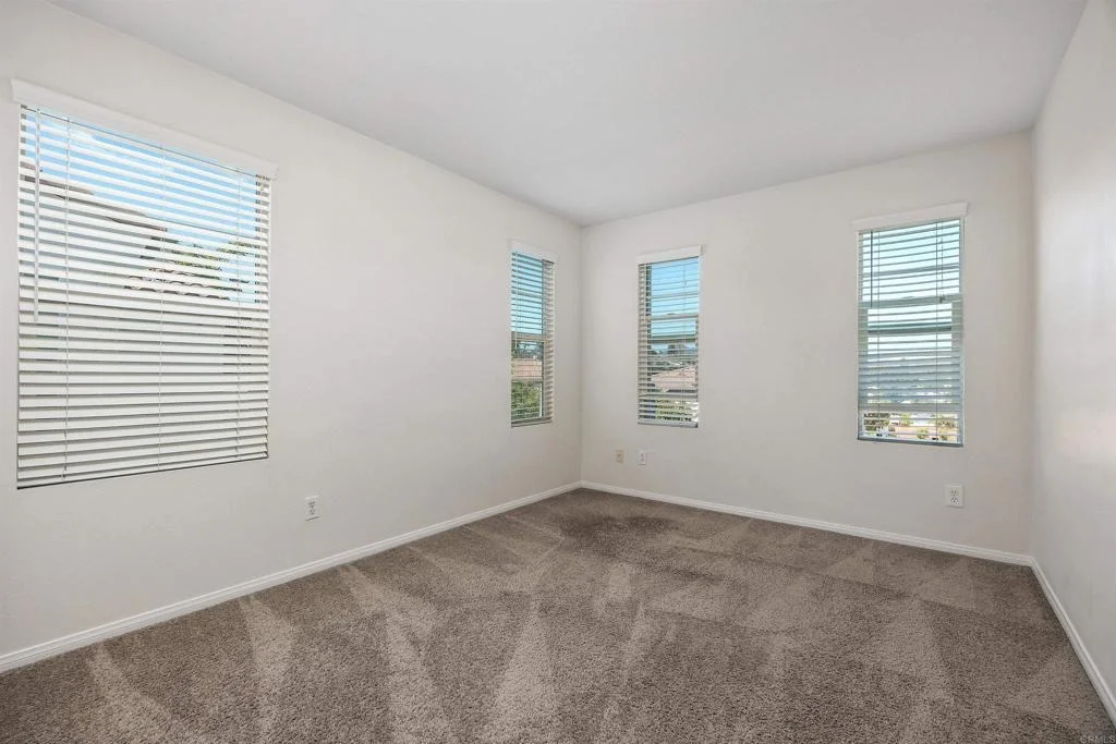 Photo of 1494 Mosaic Glen