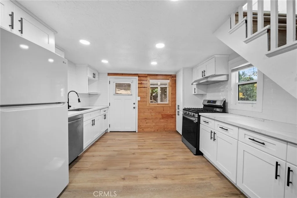 Photo of 180 Glen Avon Dr