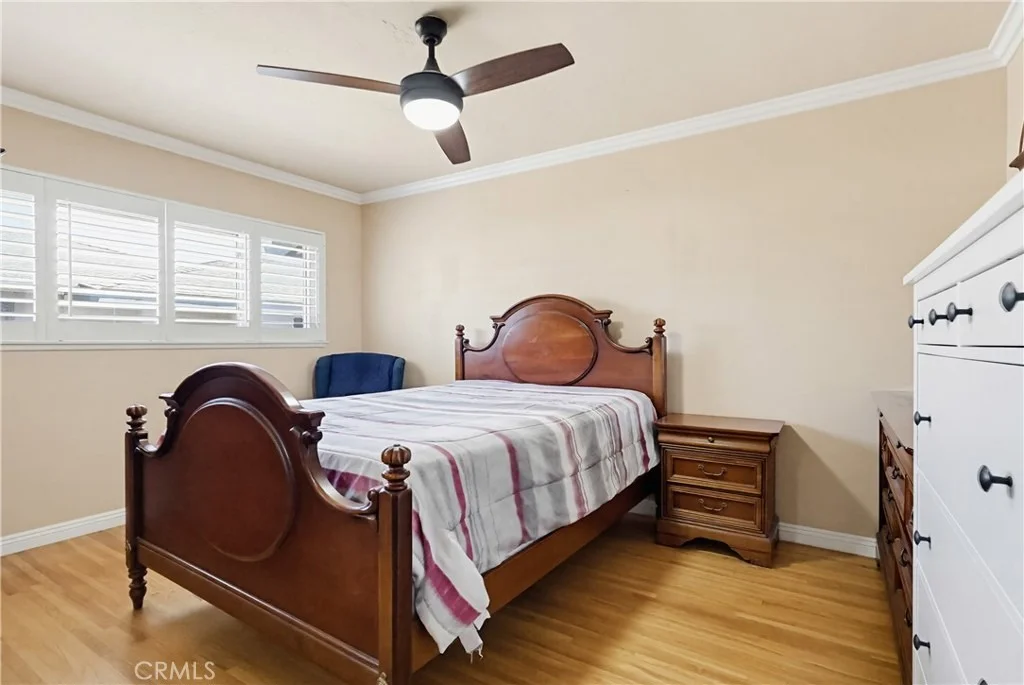 Photo of 555 W Shadwell