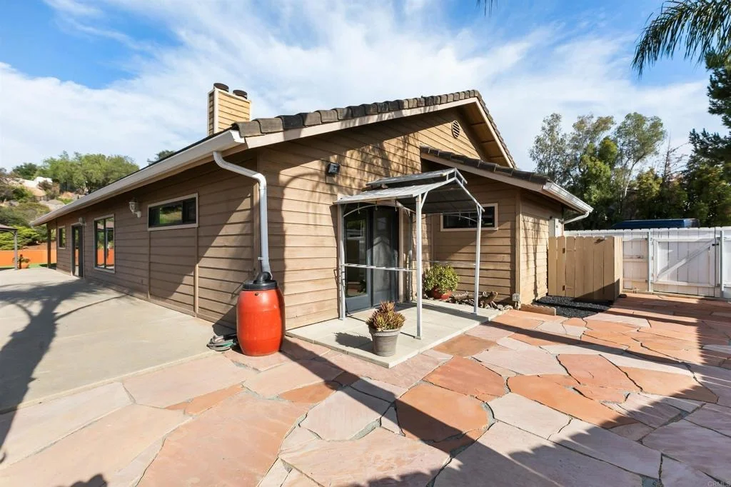 Photo of 2033 Lilac Lane