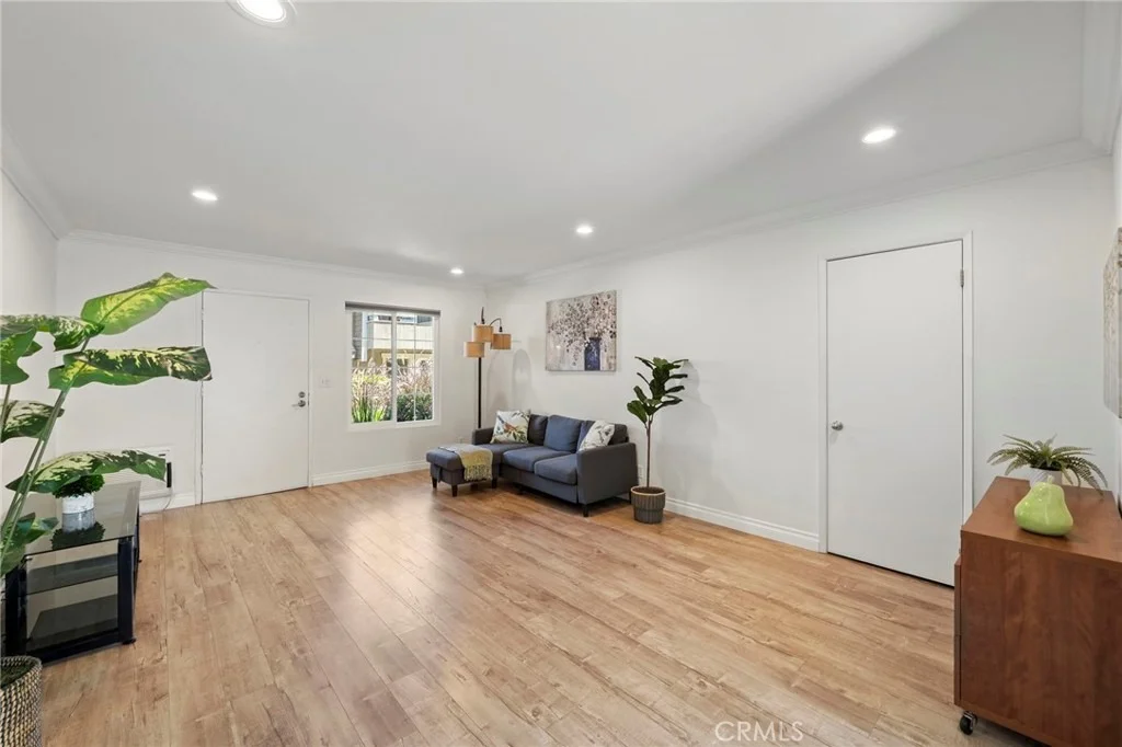 Photo of 63 Streamwood