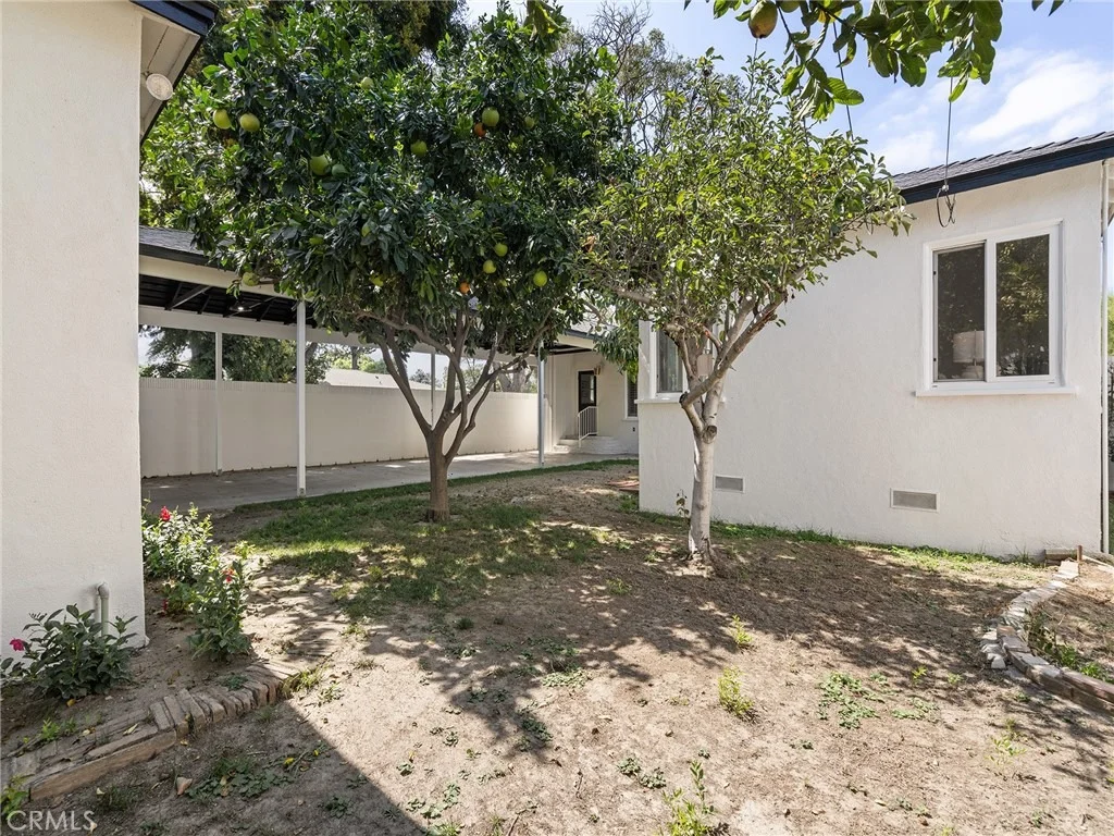Photo of 2700 Eucalyptus Avenue