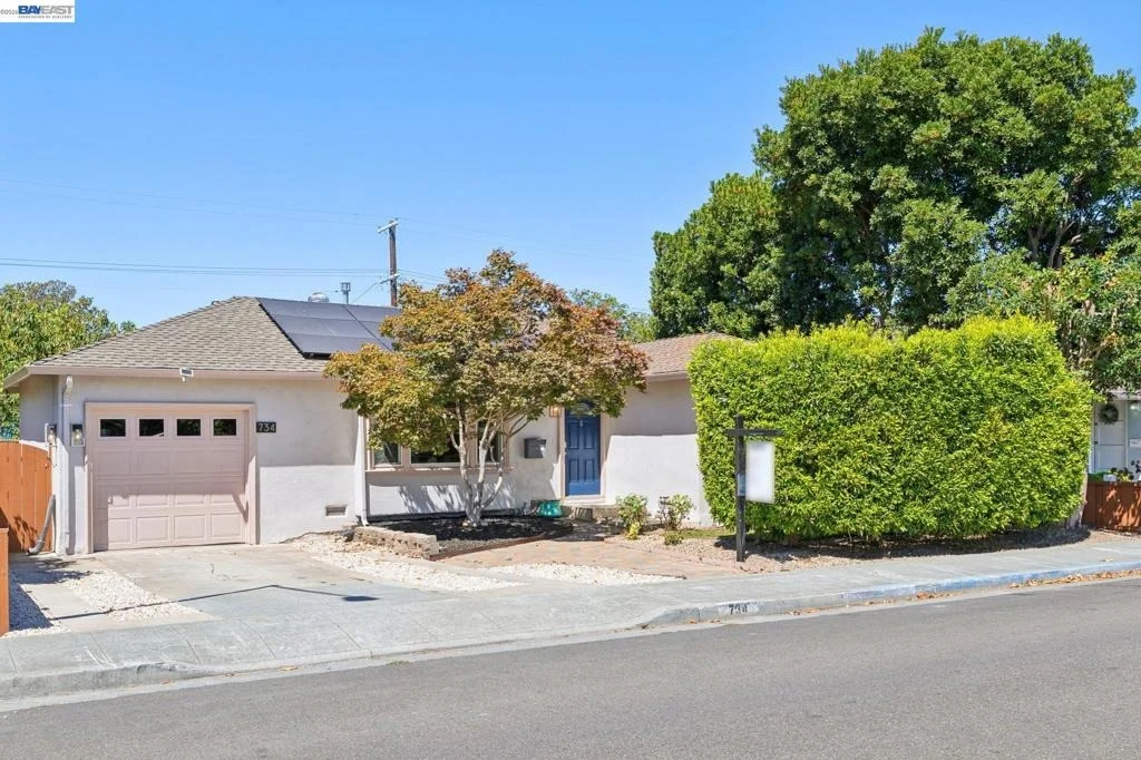 Photo of 734 Scott Blvd