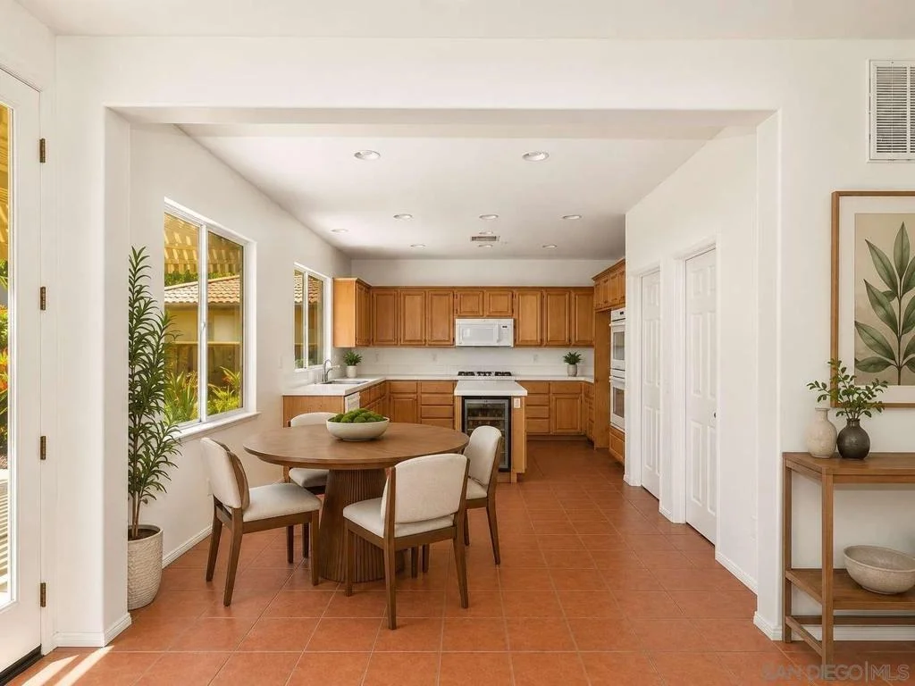 Photo of 1586 Silver Cup CT
