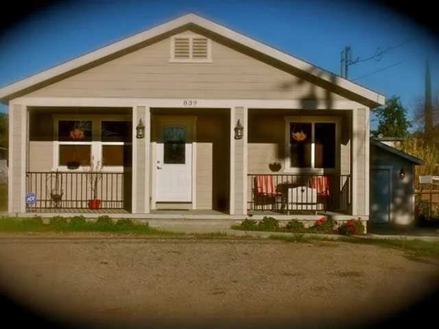 Photo of 839 B Street