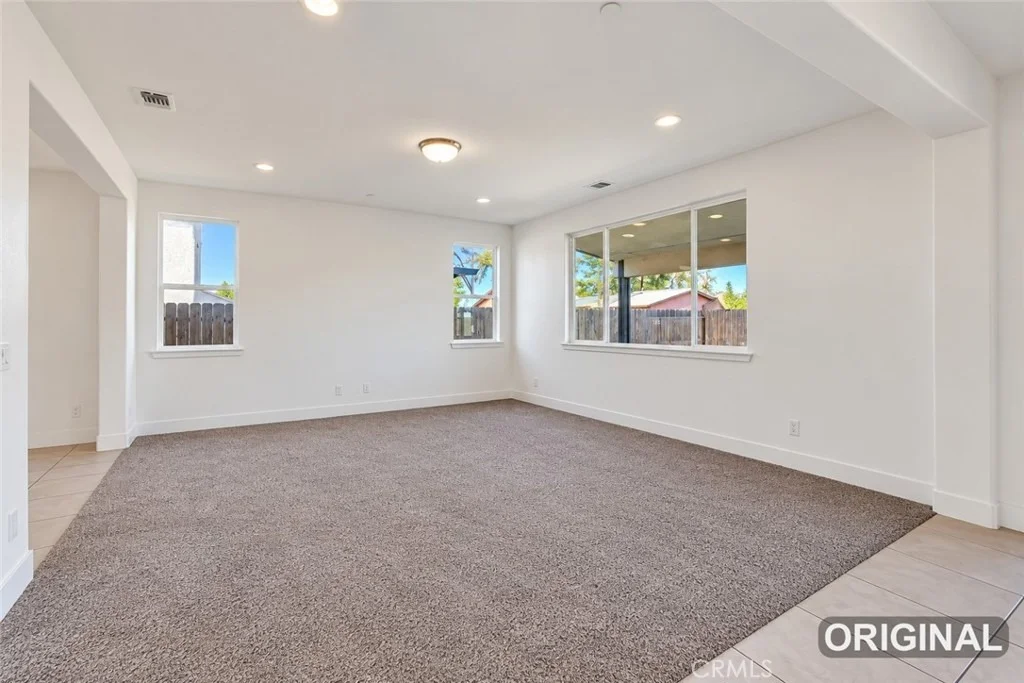 Photo of 3951 Mitchell