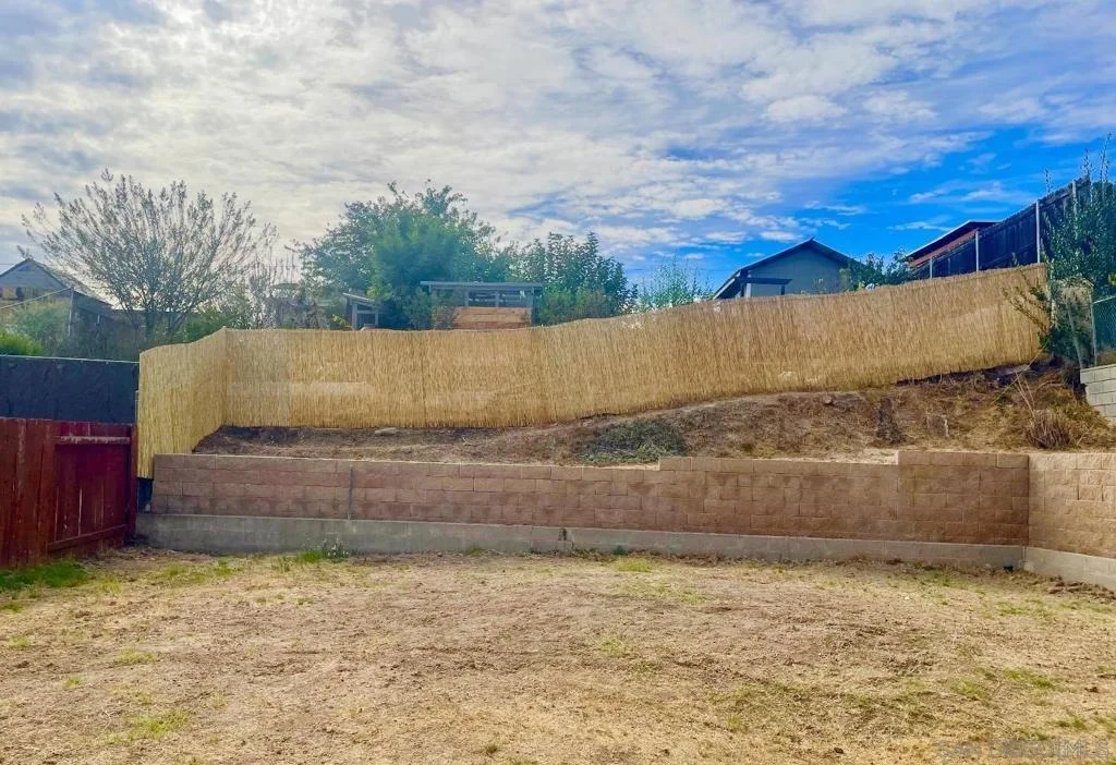 Photo of 834 Maria Ave.