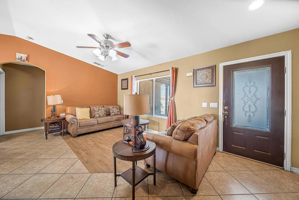 Photo of 1527 N Marina Drive