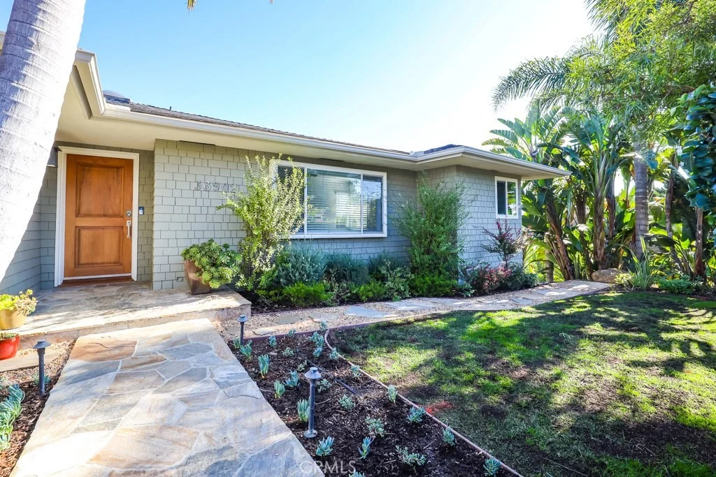 Photo of 33902 Valencia Place