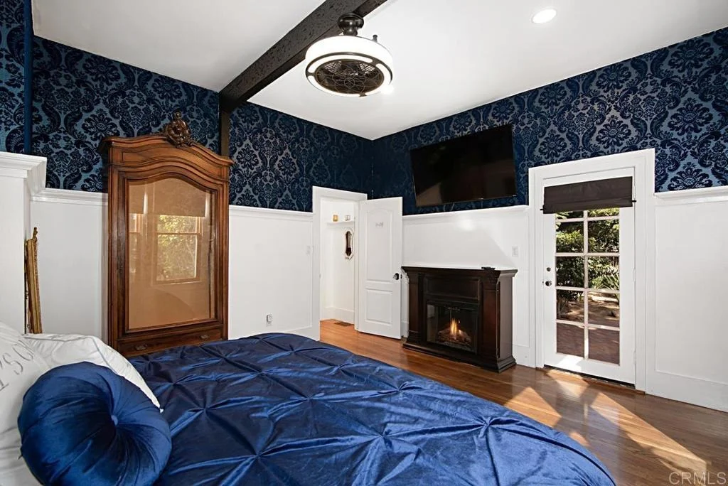 Photo of 210 S Vine Street