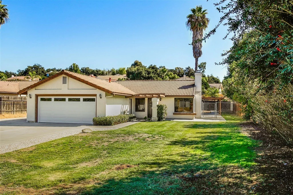 Photo of 10381 Oak Ranch Way