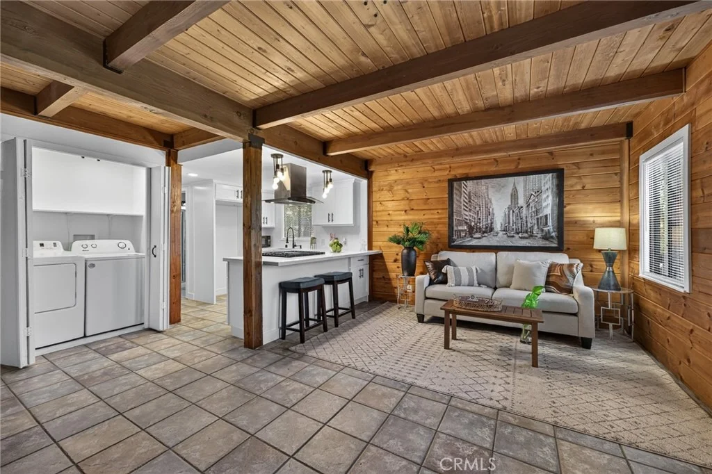 Photo of 27067 Overlook Lane