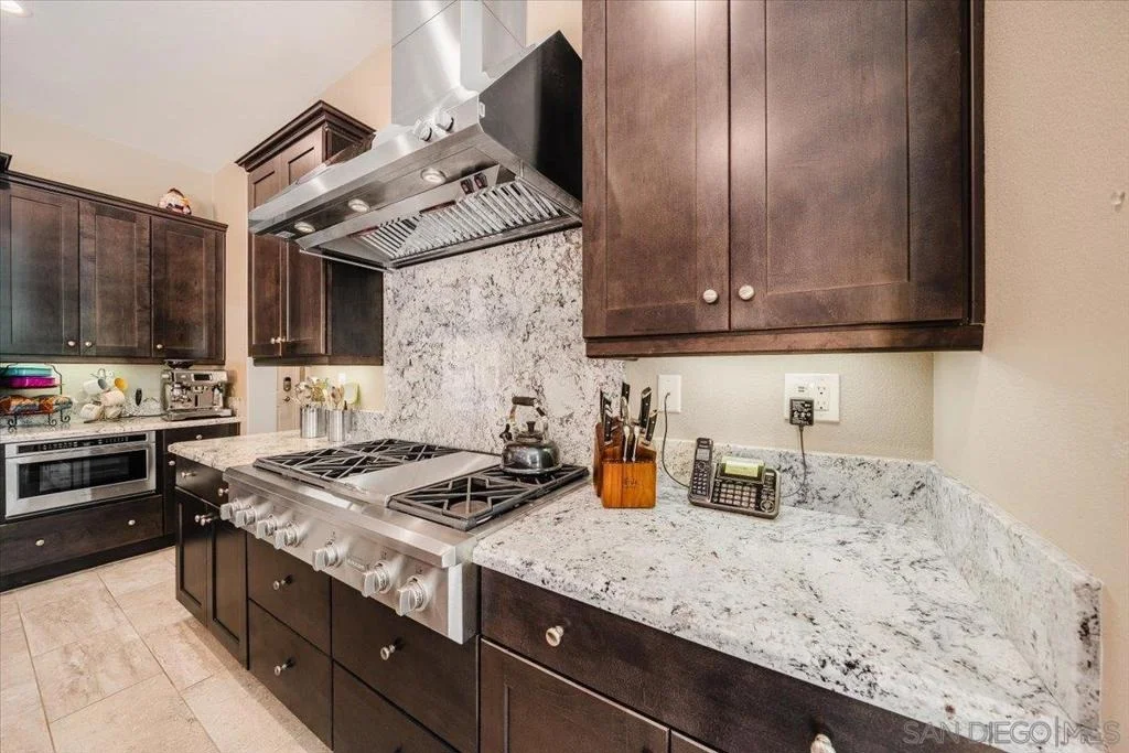 Photo of 541 Ledge