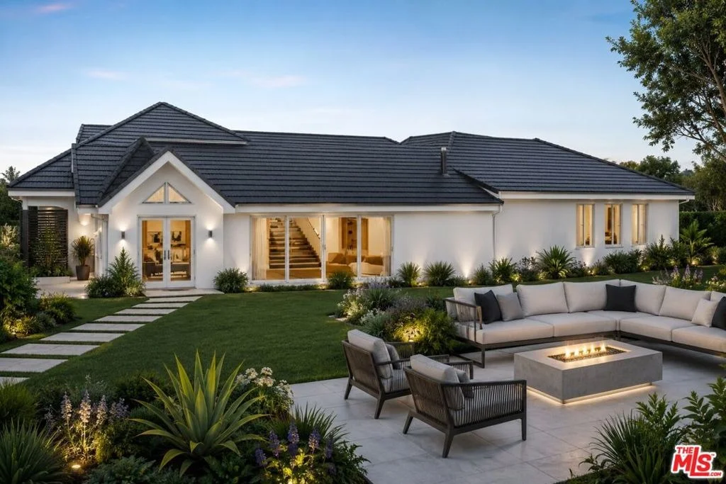 Photo of 18431 Coastline Drive