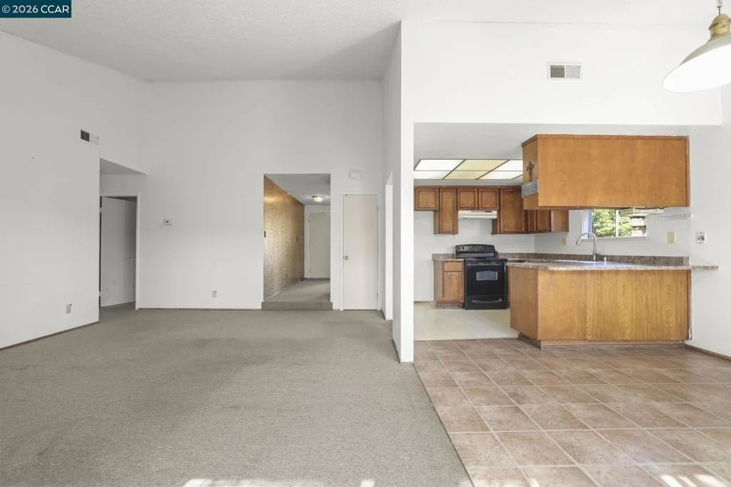 Photo of 101 Flame Dr