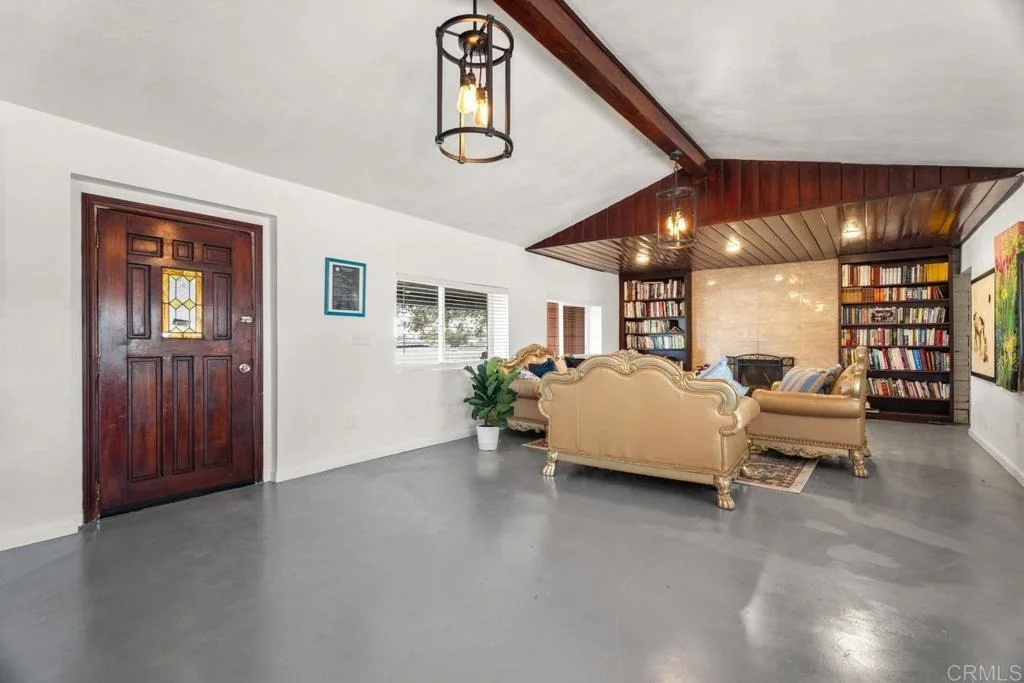 Photo of 2758 Ribbonwood