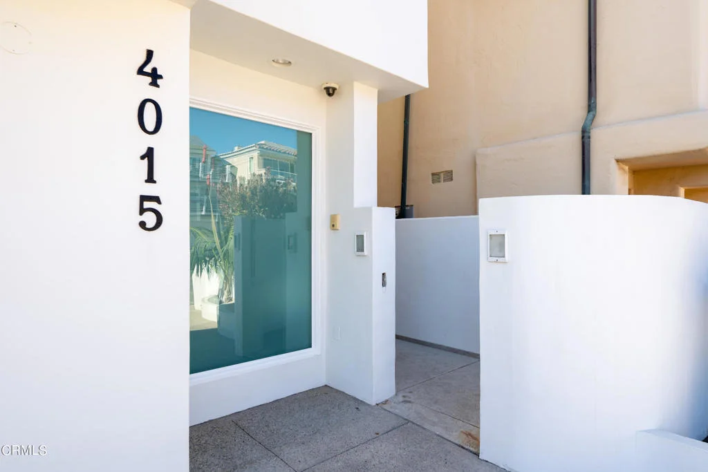 Photo of 4015 Ocean Drive