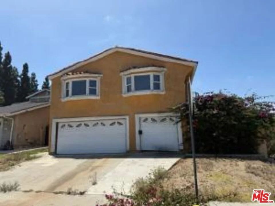 Photo of 802 E Penrod Drive
