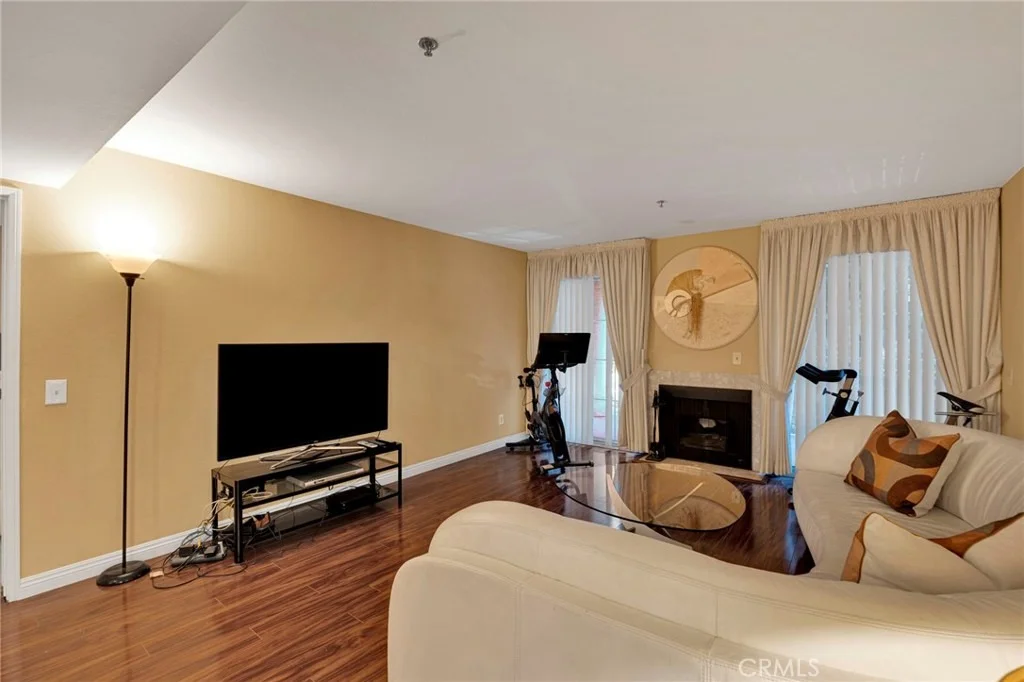 Photo of Unit 205 at 801 Pine Avenue