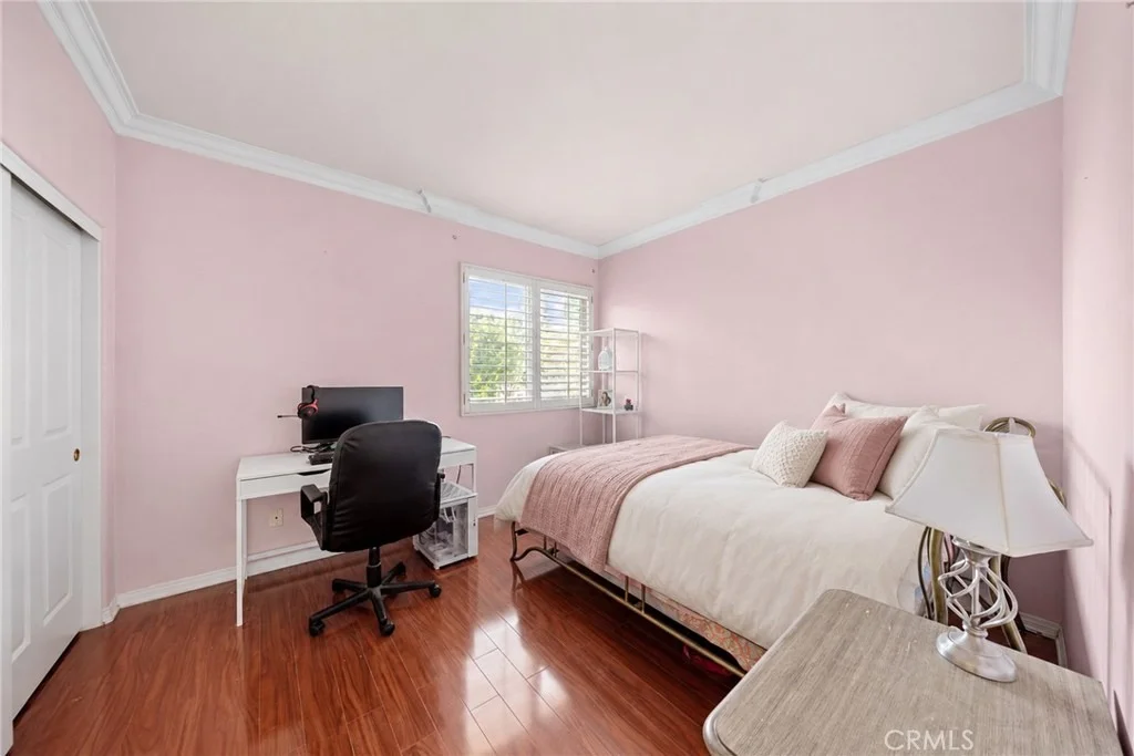 Photo of 32 Laurelwood