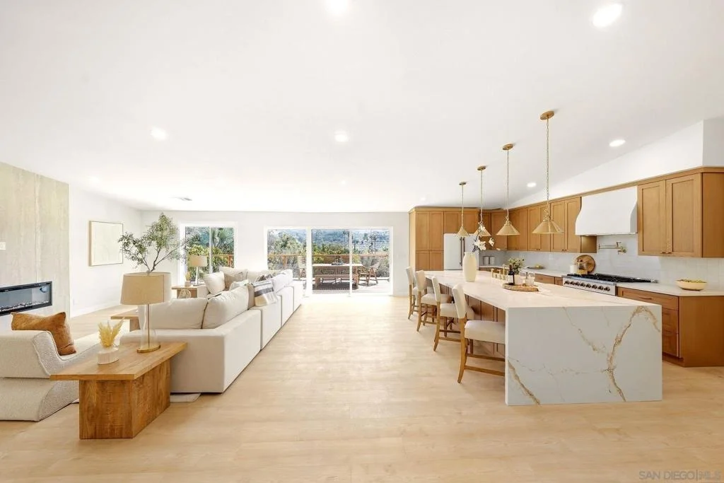 Photo of 2073 Willow Glen
