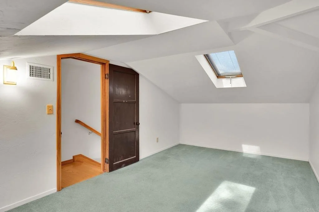 Photo of 1752 Grove Road