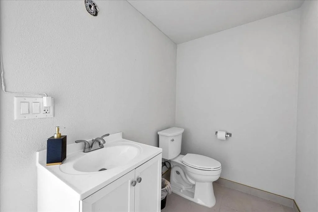 Photo of 48320 Birdie Way