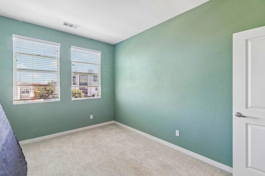 Photo of Unit 3 at 2054 Foxtrot Loop