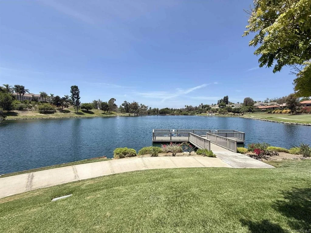 Photo of 6102 Avenida Alteras